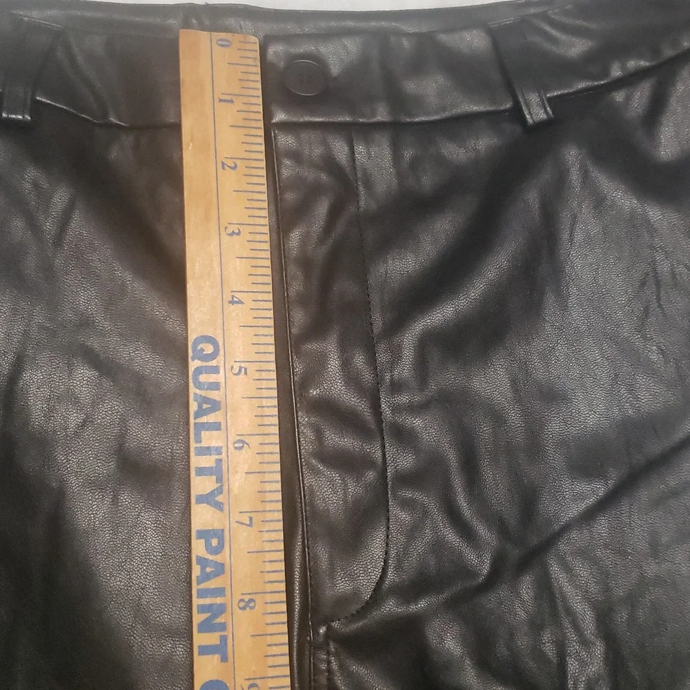 NWT Silvia Wide Legged Black Leather Flared Pants Women's Size L. - Picture 8 of 10
